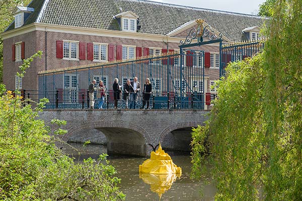 Floating Point in het water bij Slot Zeist